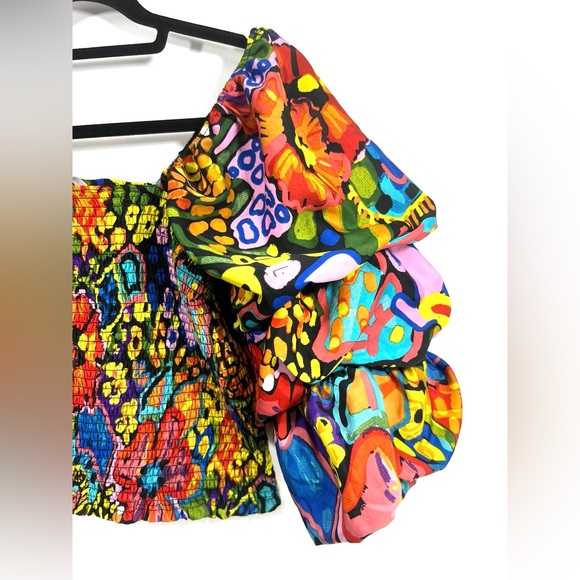 Live 4 Truth Multi Color Vacation Crop Top Puffy Sleeve Large - Picture 2 of 9